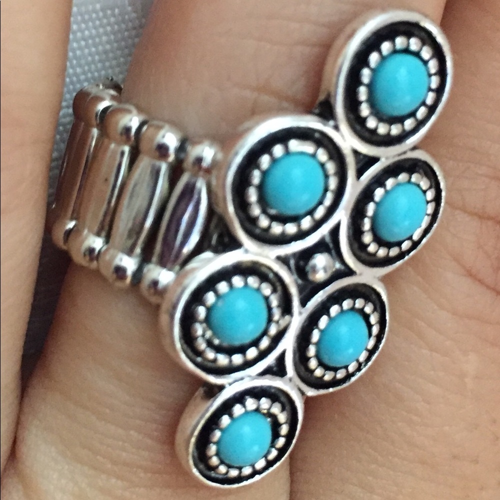 (SOLD) Ring - Picture 3 of 5